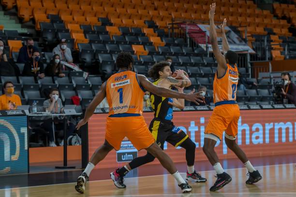 再度上演 再度上演